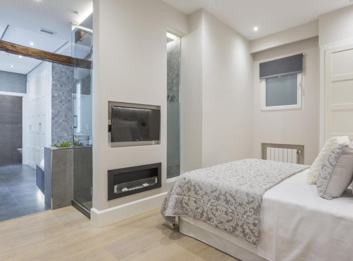 Charming City Center Apartment For 4 Perfect Location, Espoz Y Mina III Madrid Exteriör bild
