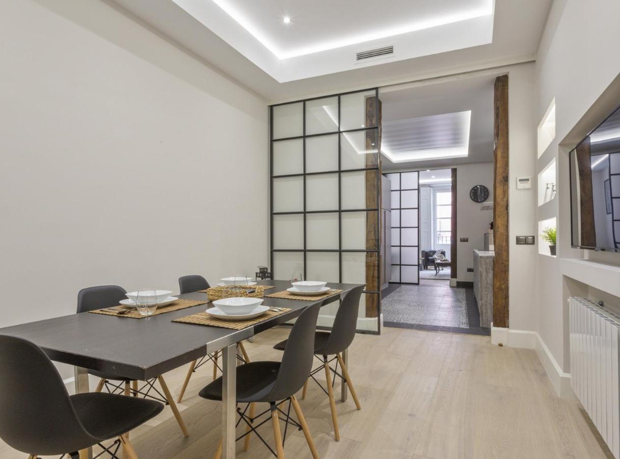 Charming City Center Apartment For 4 Perfect Location, Espoz Y Mina III Madrid Exteriör bild