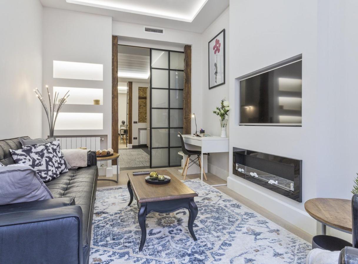 Charming City Center Apartment For 4 Perfect Location, Espoz Y Mina III Madrid Exteriör bild