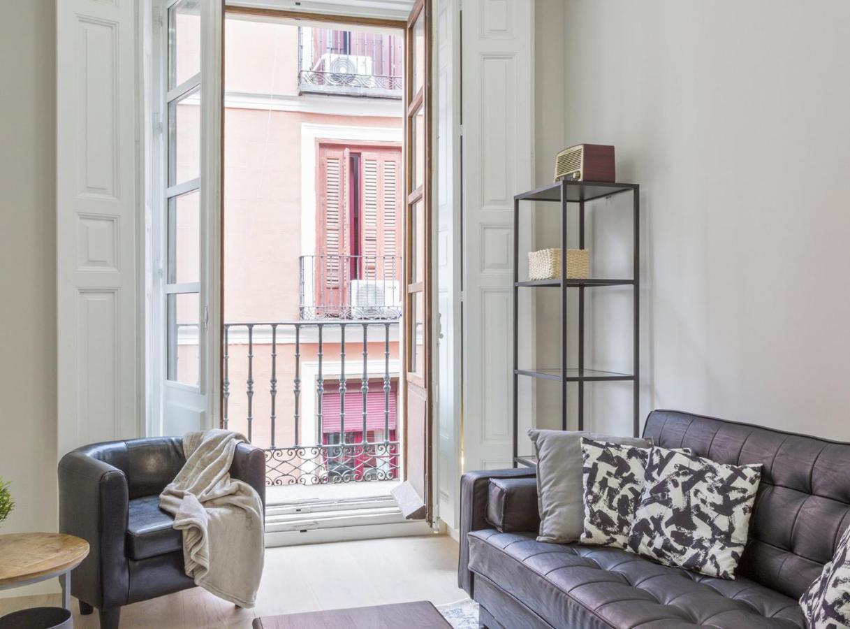 Charming City Center Apartment For 4 Perfect Location, Espoz Y Mina III Madrid Exteriör bild